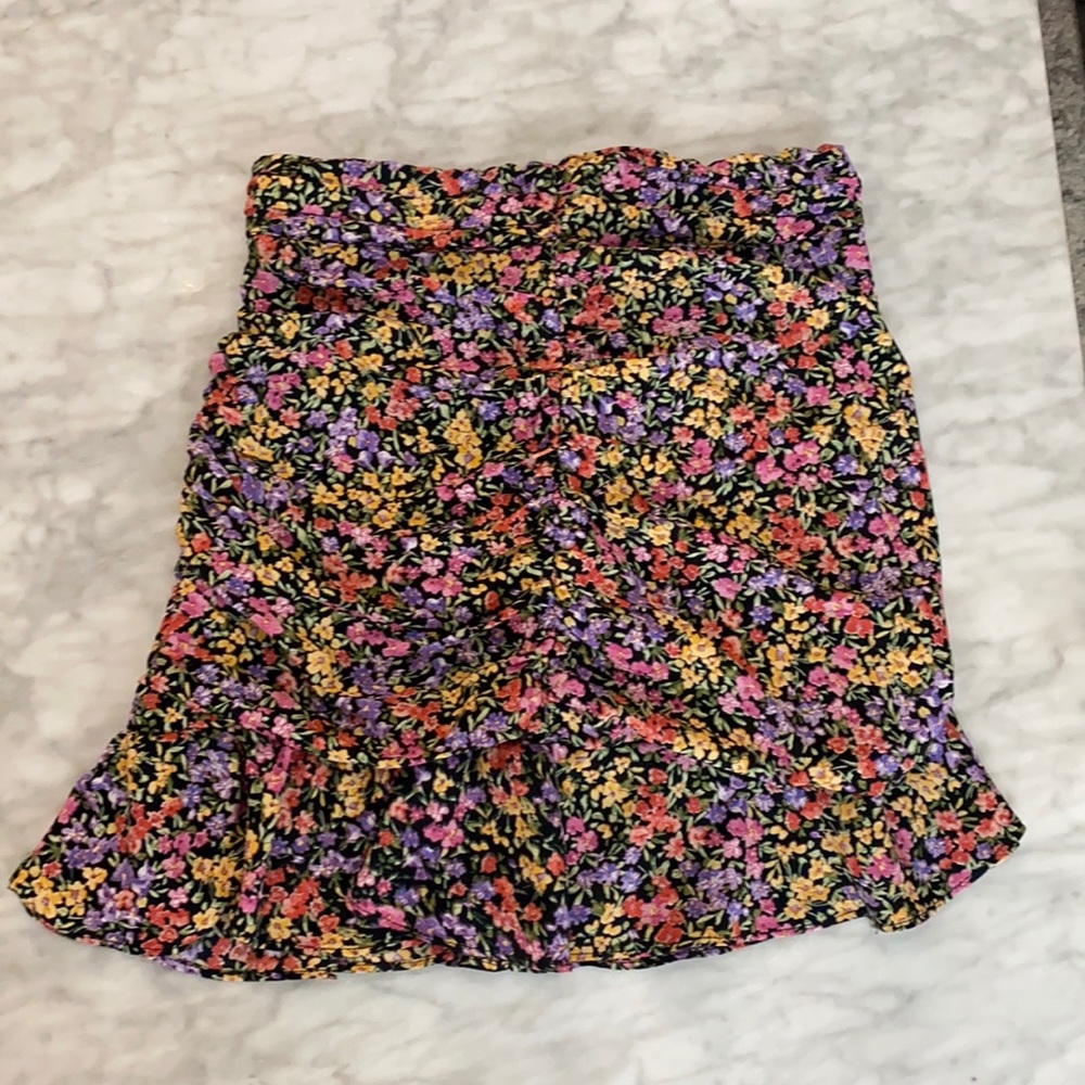 ZARA floral mini skirt